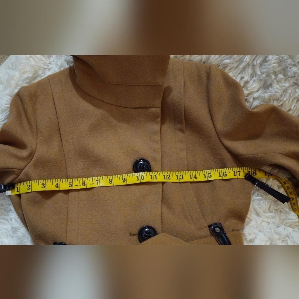 Steve Madden Tan High-Low, Skirted Hem Trench Coat - Size - Small - Picture 8 of 13